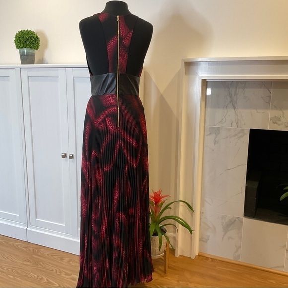 Milly Swirl Print Pleats Maxi Dress V-Neck Size 10 - Picture 7 of 16